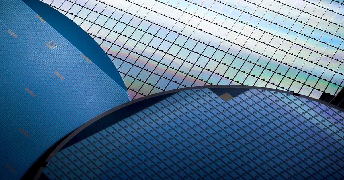 A stack of silicon wafers. Sourceability provides access to fully traceable electronic components from over 3000 suppliers.